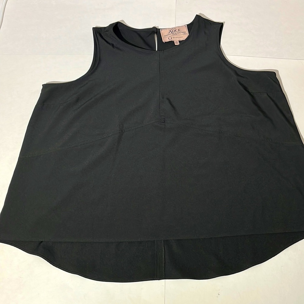 Disney Alice Through The Looking Glass Collection G by Giuliana tank top 2X blck